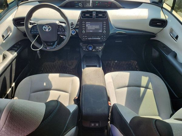 2020 TOYOTA PRIUS