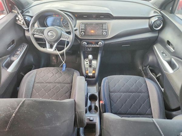 2018 NISSAN KICKS