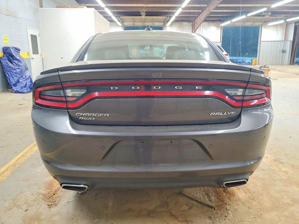 2015 DODGE CHARGER SXT
