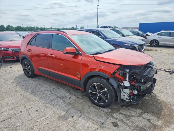 2023 KIA NIRO EX