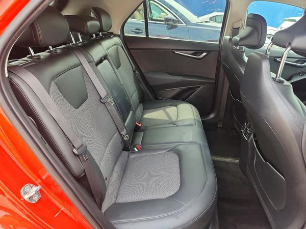 2023 KIA NIRO EX
