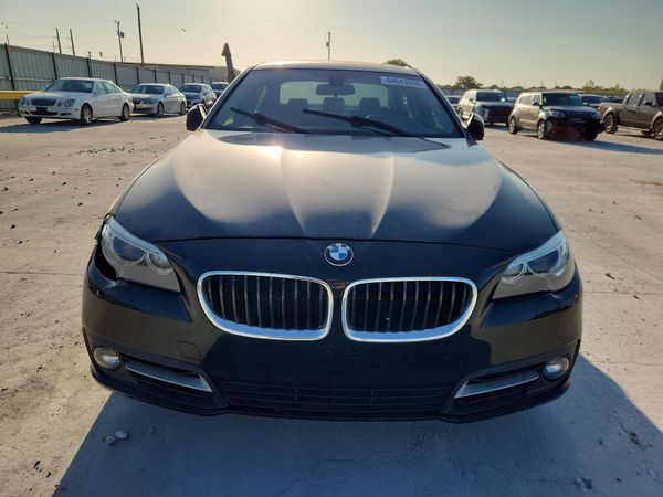 2016 BMW 528