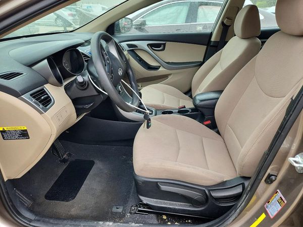 2015 HYUNDAI ELANTRA