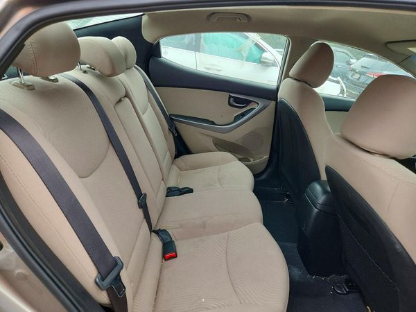 2015 HYUNDAI ELANTRA