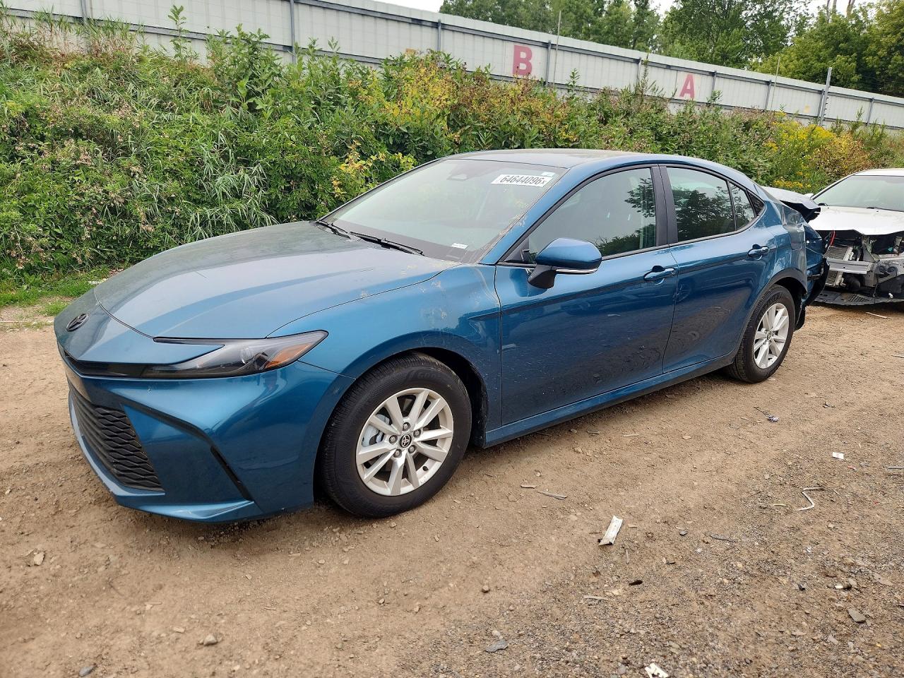 2025 TOYOTA CAMRY