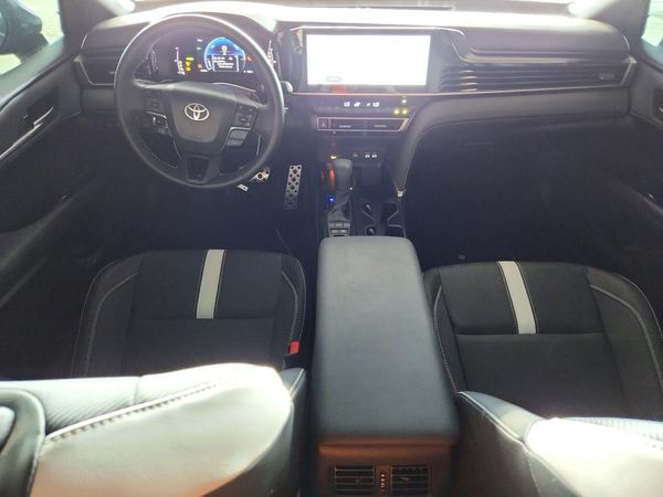 2026 TOYOTA CAMRY