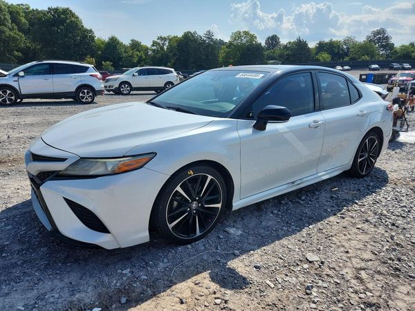 2019 TOYOTA CAMRY