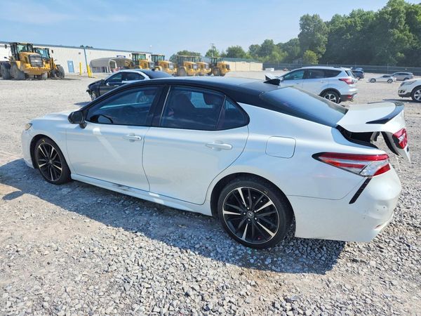 2019 TOYOTA CAMRY