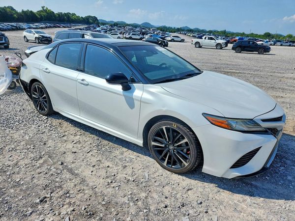 2019 TOYOTA CAMRY