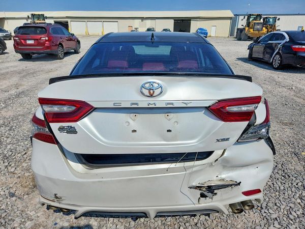 2019 TOYOTA CAMRY