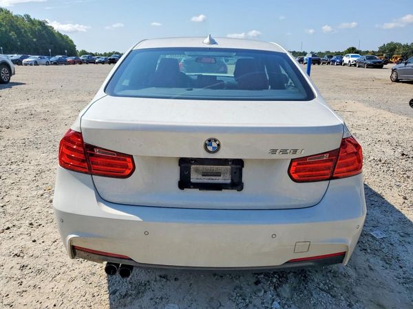 2013 BMW 328 SA