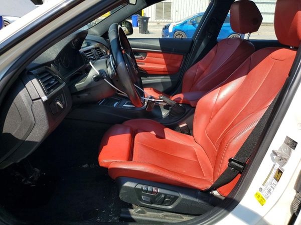 2013 BMW 328 SA