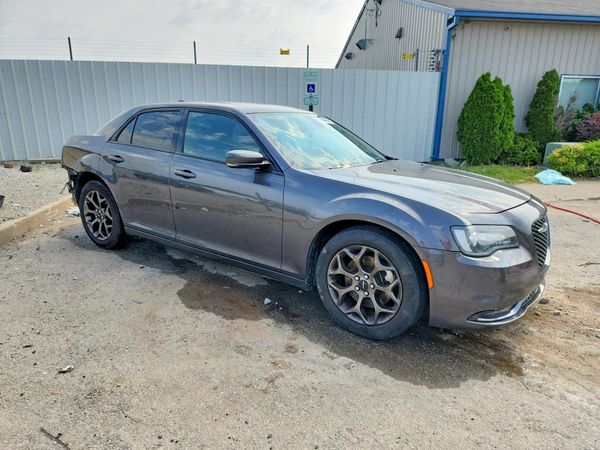 2016 CHRYSLER 300
