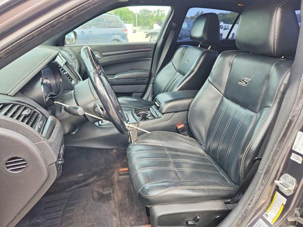 2016 CHRYSLER 300