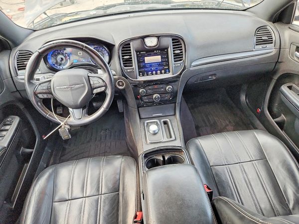 2016 CHRYSLER 300