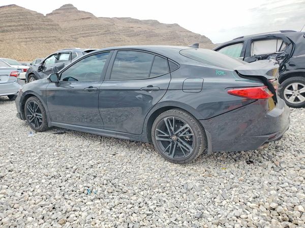 2026 TOYOTA CAMRY