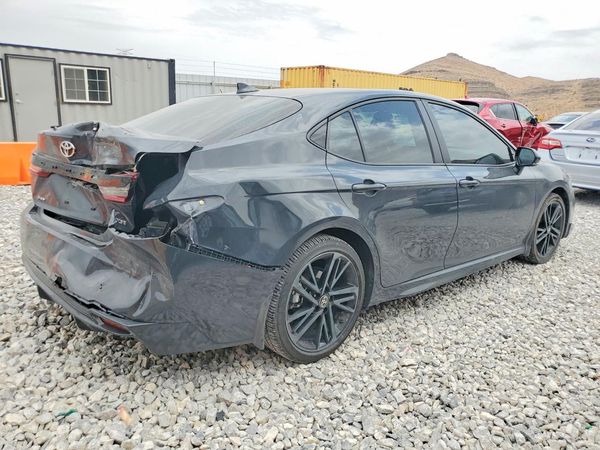 2026 TOYOTA CAMRY