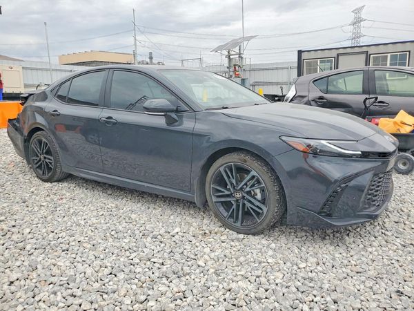 2026 TOYOTA CAMRY