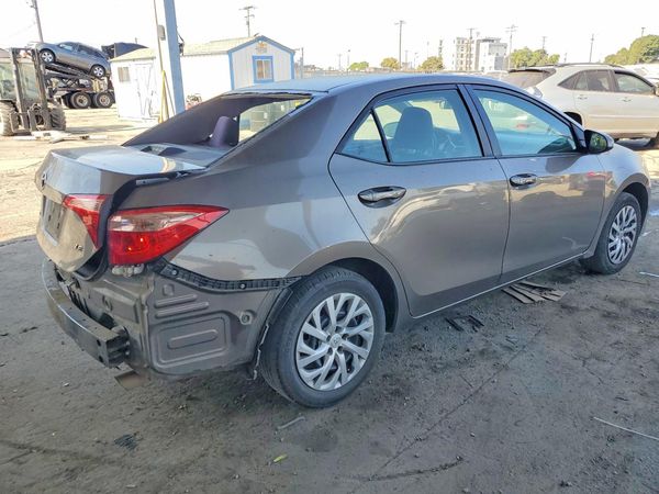 2018 TOYOTA COROLLA