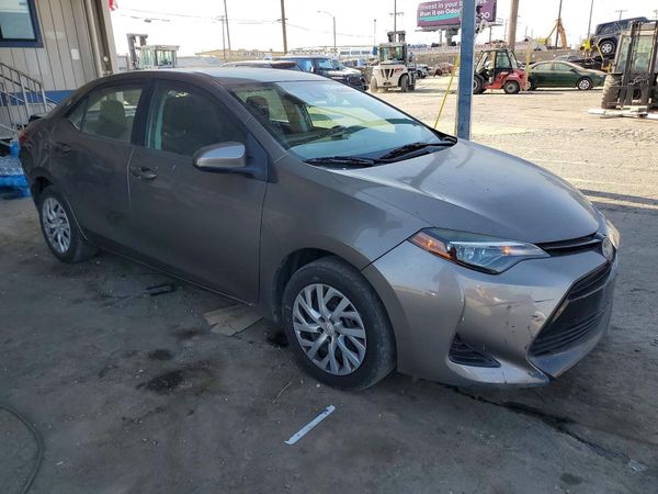 2018 TOYOTA COROLLA