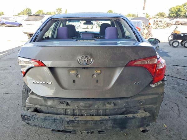 2018 TOYOTA COROLLA
