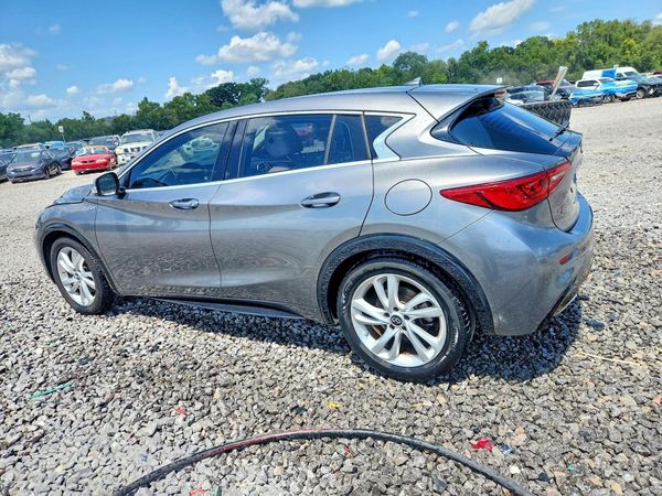 2017 INFINITI QX30