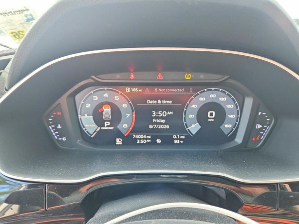 2020 AUDI Q3 quattro Premium Plus