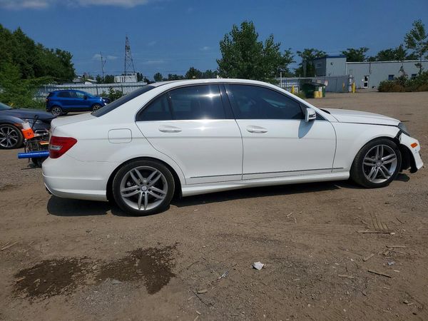 2014 MERCEDES-BENZ C C300 4 MATIC