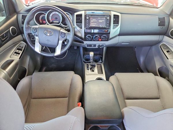 2015 TOYOTA TACOMA Delux Grade