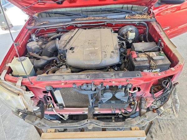 2015 TOYOTA TACOMA Delux Grade