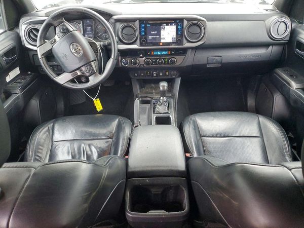2018 TOYOTA TACOMA