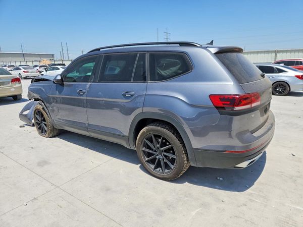 2022 VOLKSWAGEN ATLAS SE w/ Tech