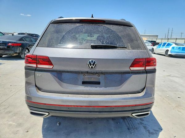 2022 VOLKSWAGEN ATLAS SE w/ Tech