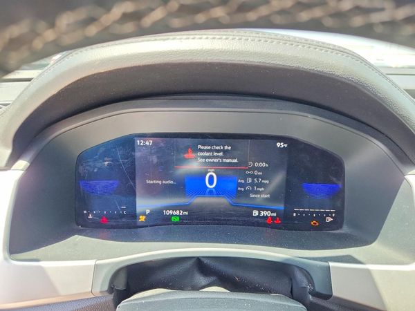 2022 VOLKSWAGEN ATLAS SE w/ Tech