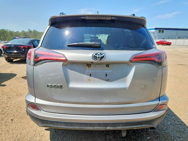 2016 TOYOTA RAV4 LE (X Grade)