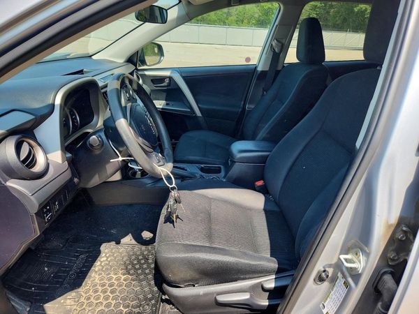 2016 TOYOTA RAV4 LE (X Grade)