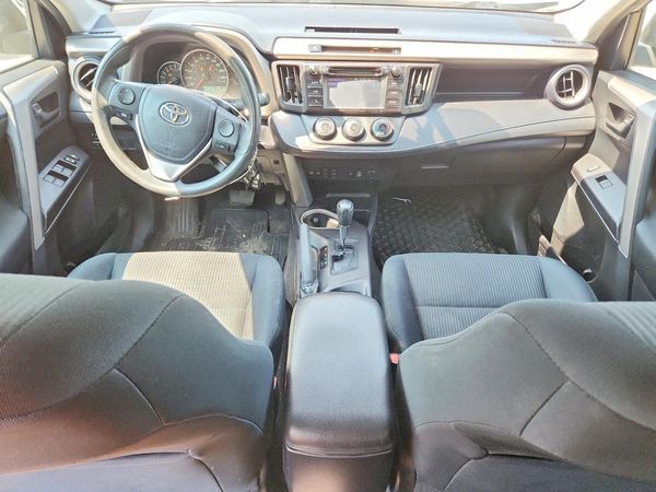 2016 TOYOTA RAV4 LE (X Grade)