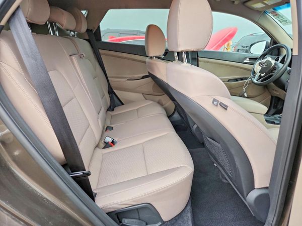 2019 HYUNDAI TUCSON