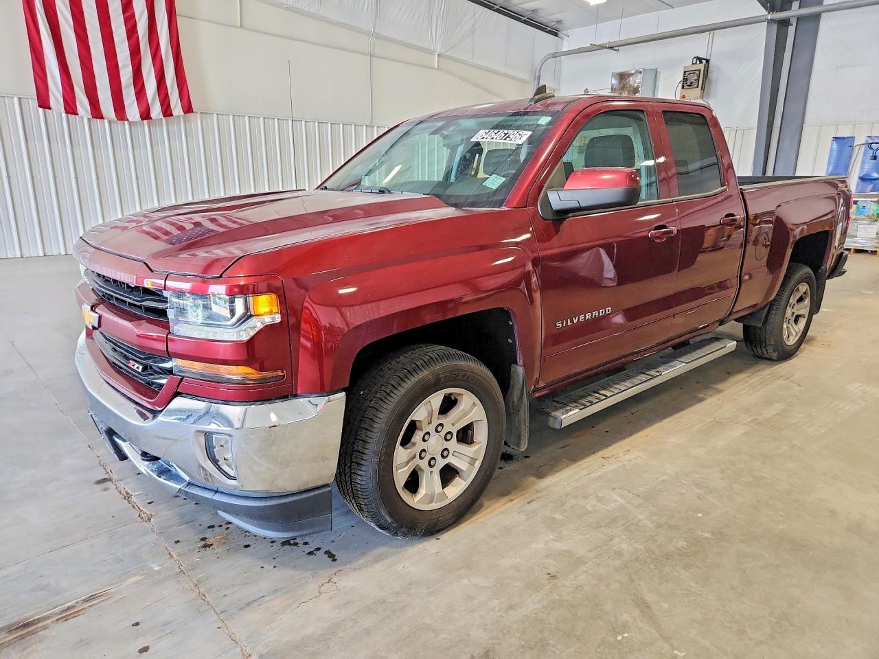2017 CHEVROLET SILVERADO LT