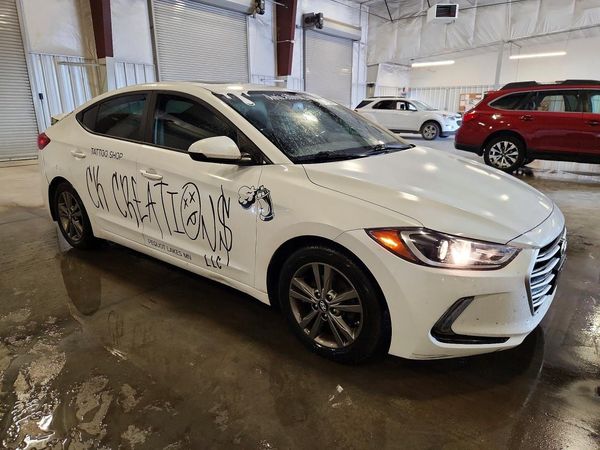 2017 HYUNDAI ELANTRA