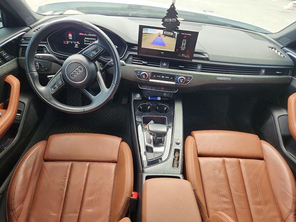 2020 AUDI A4 quattro Premium Plus