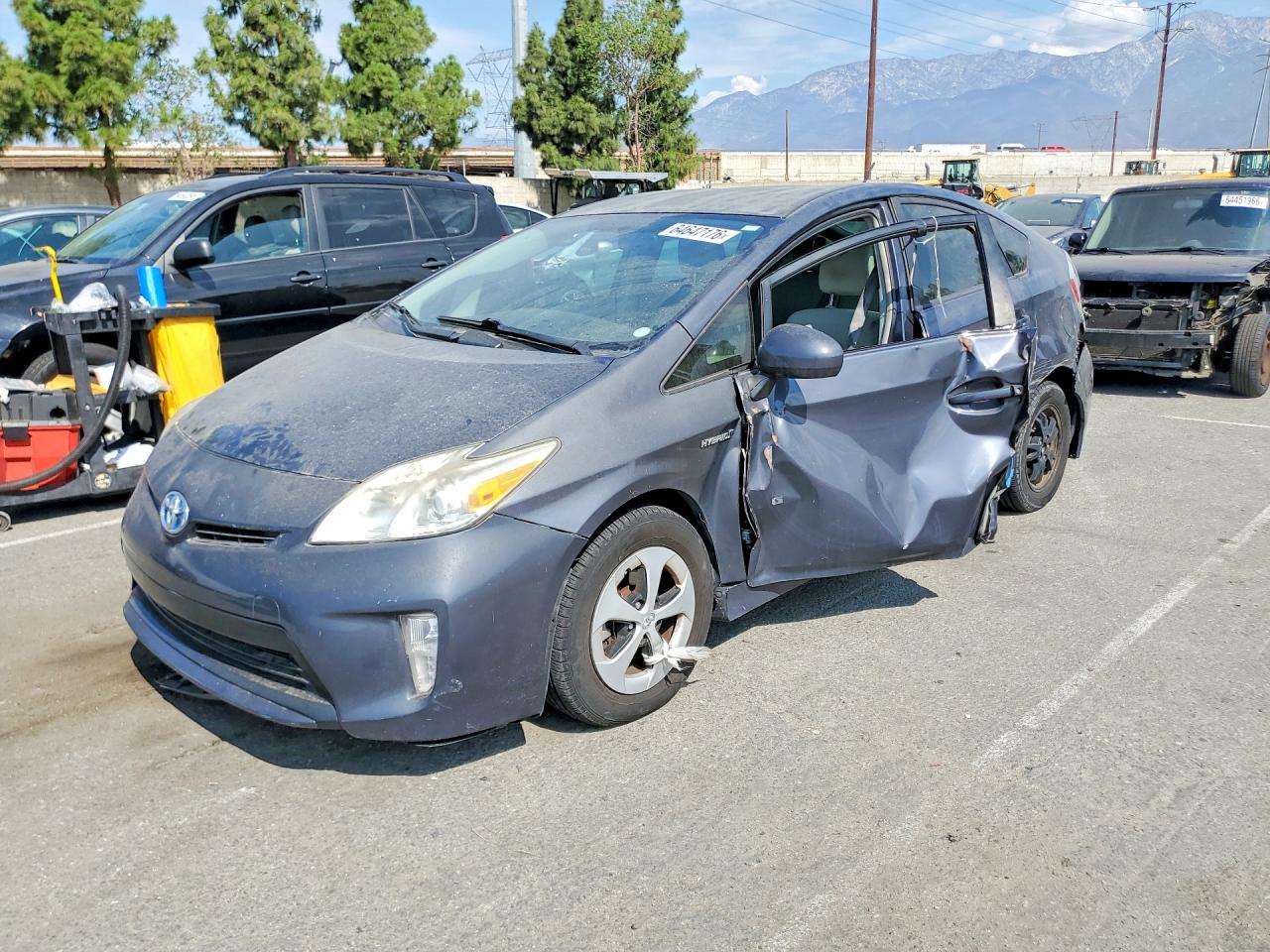 2013 TOYOTA PRIUS
