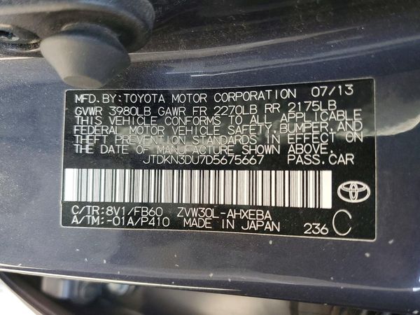 2013 TOYOTA PRIUS