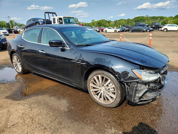 2016 MASERATI GHIBLI