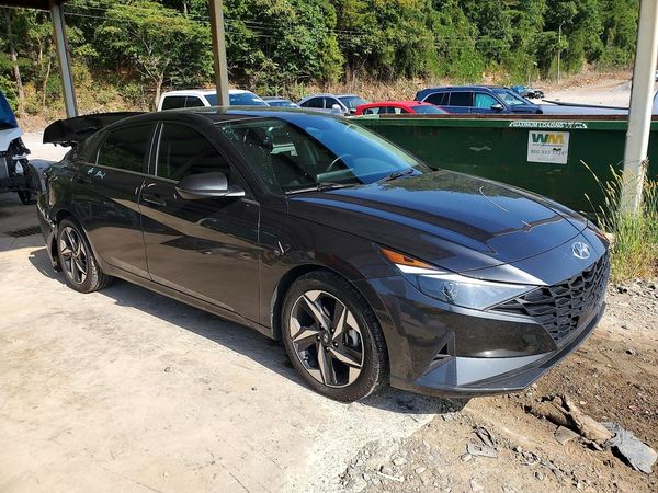 2023 HYUNDAI ELANTRA SEL w/Convenience Pkg