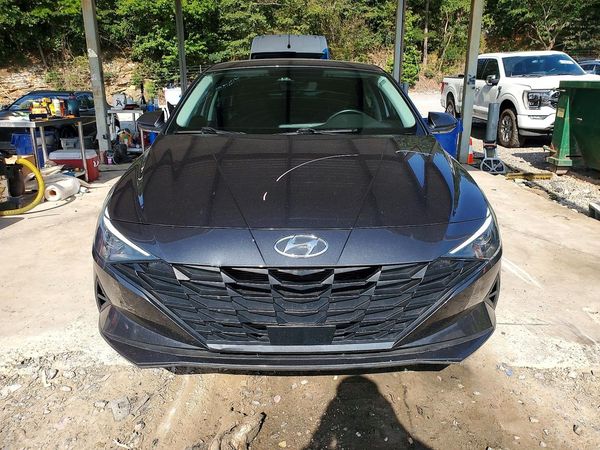 2023 HYUNDAI ELANTRA SEL w/Convenience Pkg