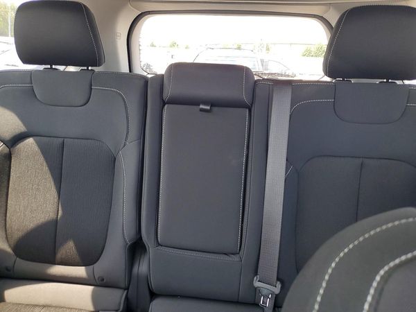 2024 JEEP GRAND CHEROKEE LAREDO 4X4