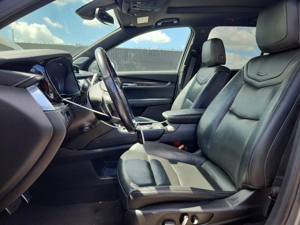 2020 CADILLAC XT6 Sport