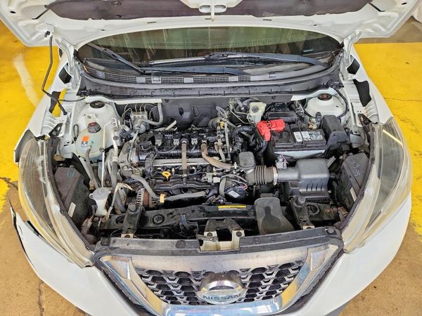 2019 NISSAN KICKS