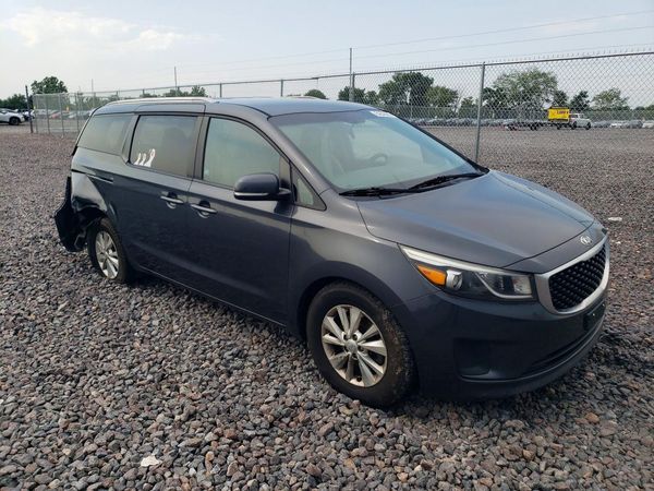 2015 KIA SEDONA GL - Middle-low